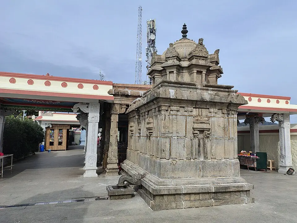 Inside Kurinji Andavar Temple, Kodaikanal